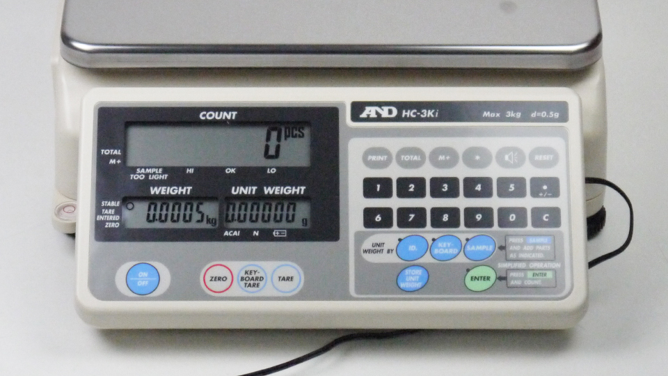 เครื่องชั่งน้ำหนักดิจิตอล AND HC-15Ki